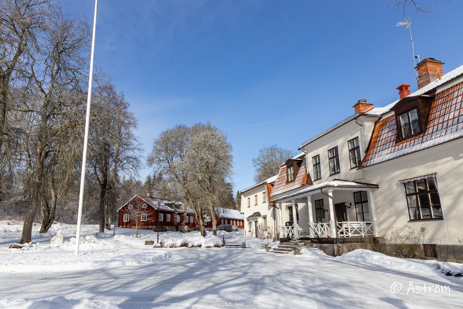 Länk till bilder från promenad i härligt vinterlandskap i Finnåker 22 februari 2026.